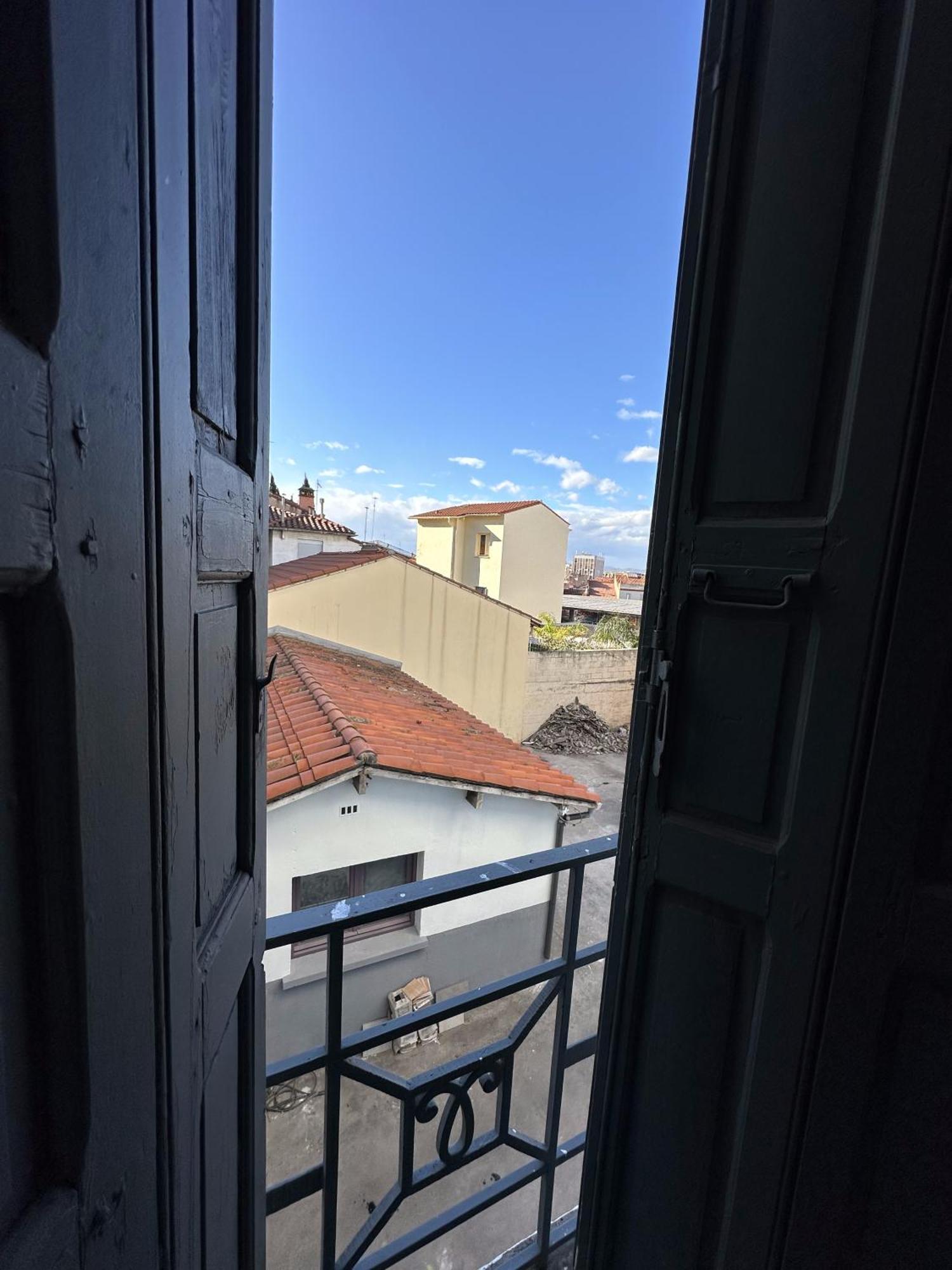Avec Balcon Apartamento