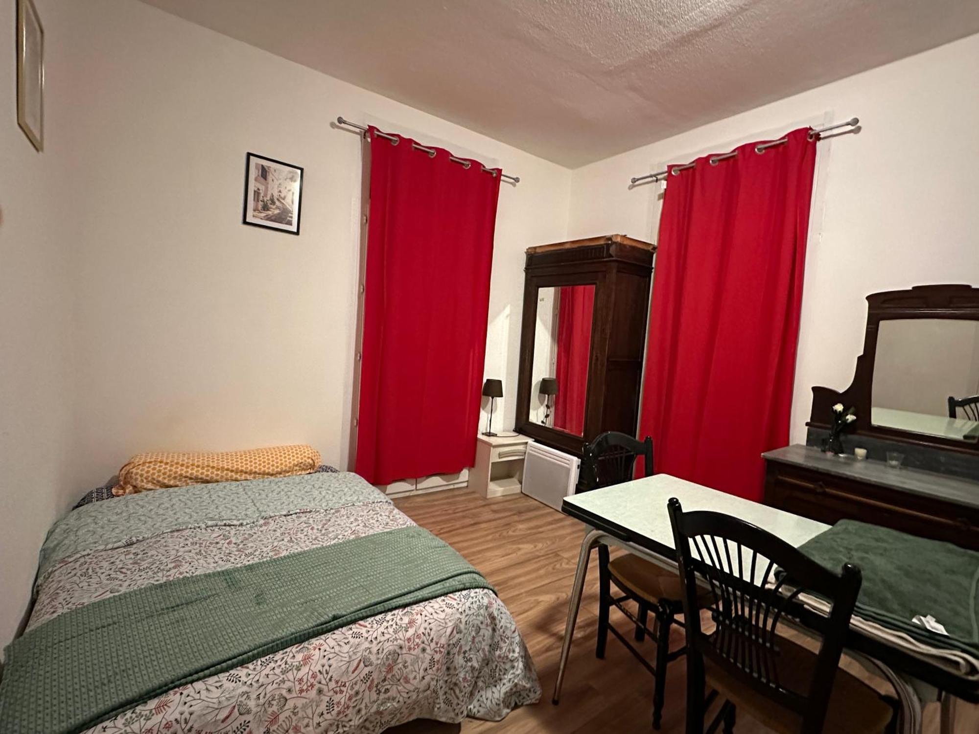 Avec Balcon Apartamento *